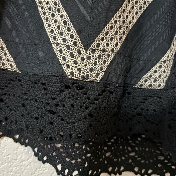 Ann Taylor Black A Line Skirt w Tan Lace in Chevron Pattern and Lace Hem. Cotton - Picture 2 of 11